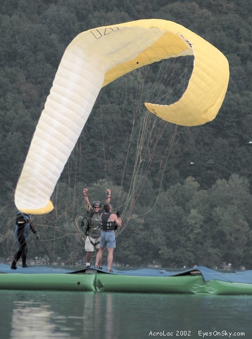 Fly-Parapente/z Acrolac/2002/Dsc_0033g.jpg